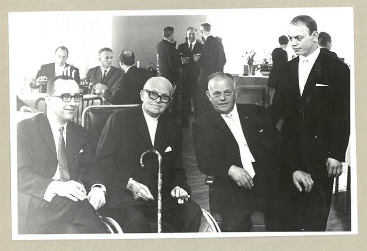 billede-af-familien-af-grundlaeggeren Billede af Emil Petersen og familien fra ISHØJ HEGN A/S